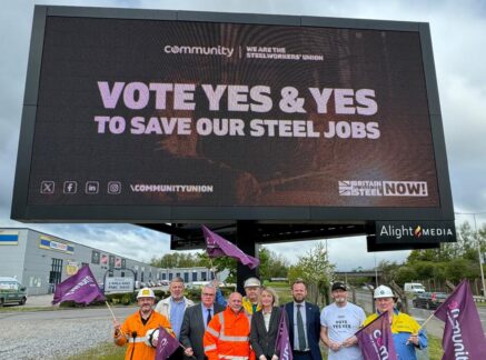 MP shows support for Llanwern steelworkers